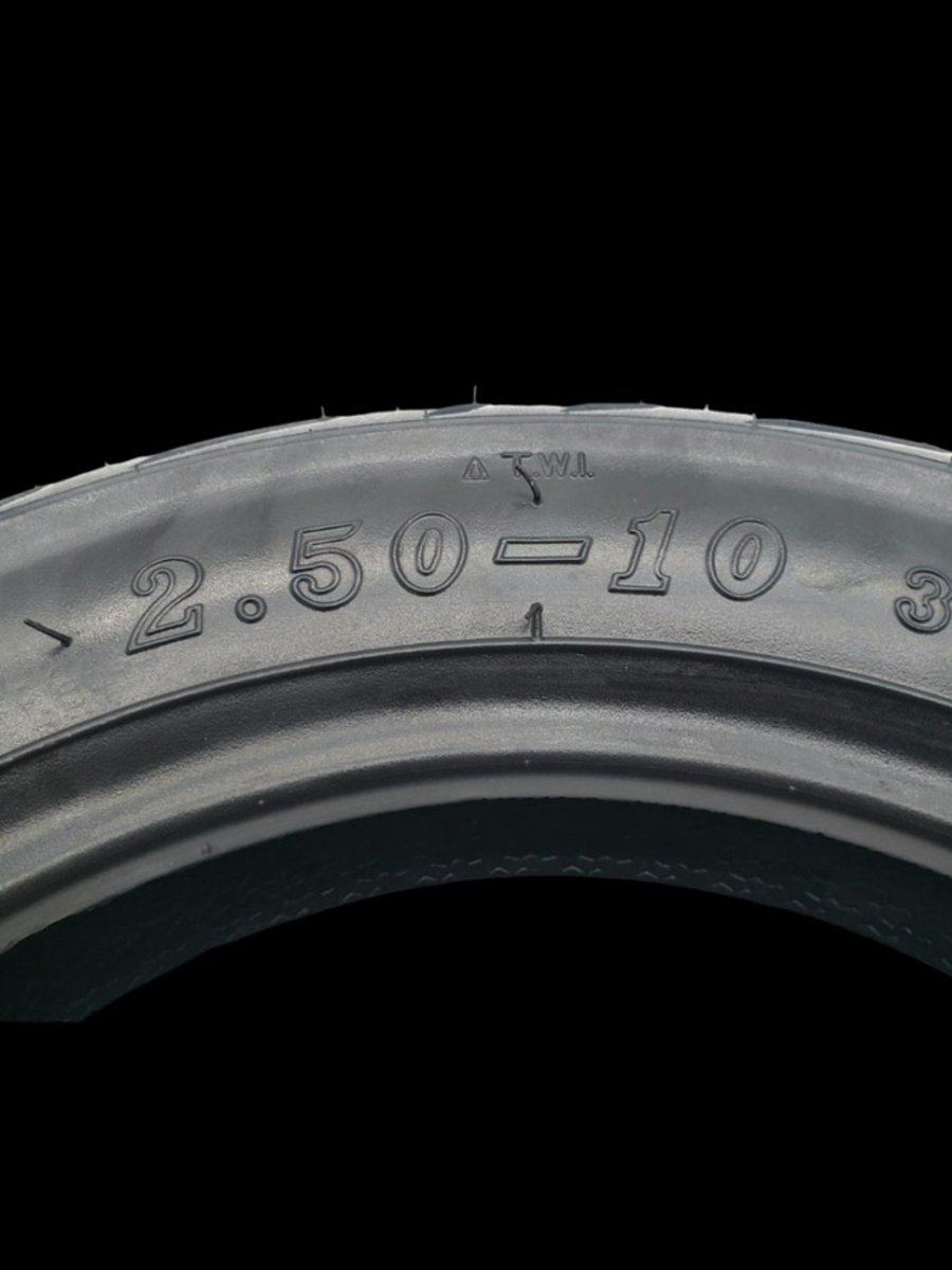 Buitenband 2,50x10   City | Elektrische Step | Zwart Rubber | Duurzaam | Grip | Stabiliteit